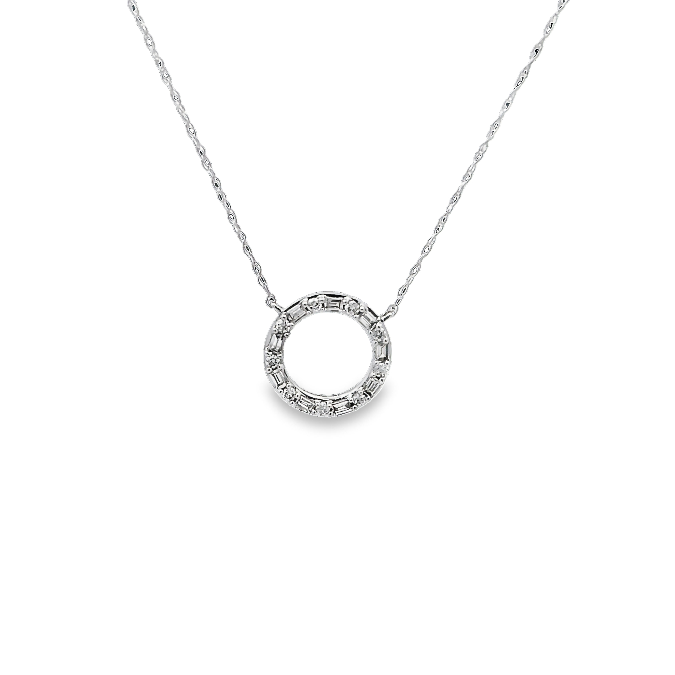 14k White Gold Diamond Cirlce Pendant