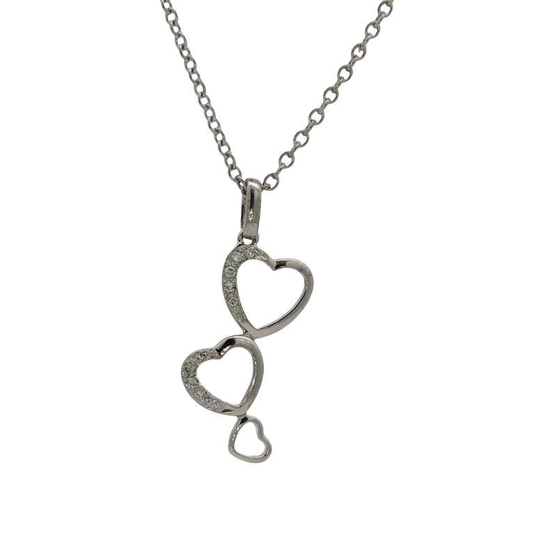 14k White Gold Diamond Heart Pendant Necklace