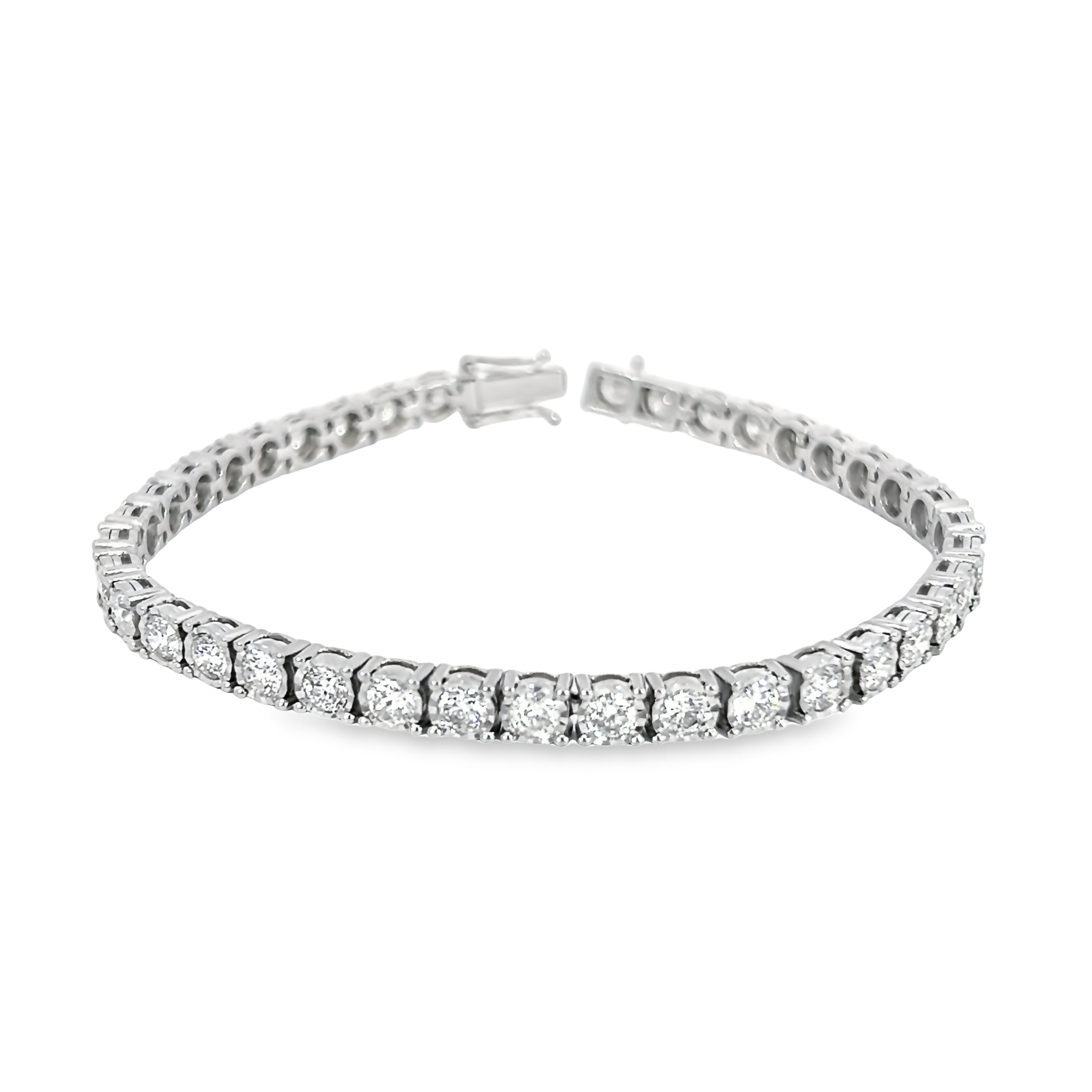 14k White Gold Diamond Line Bracelet