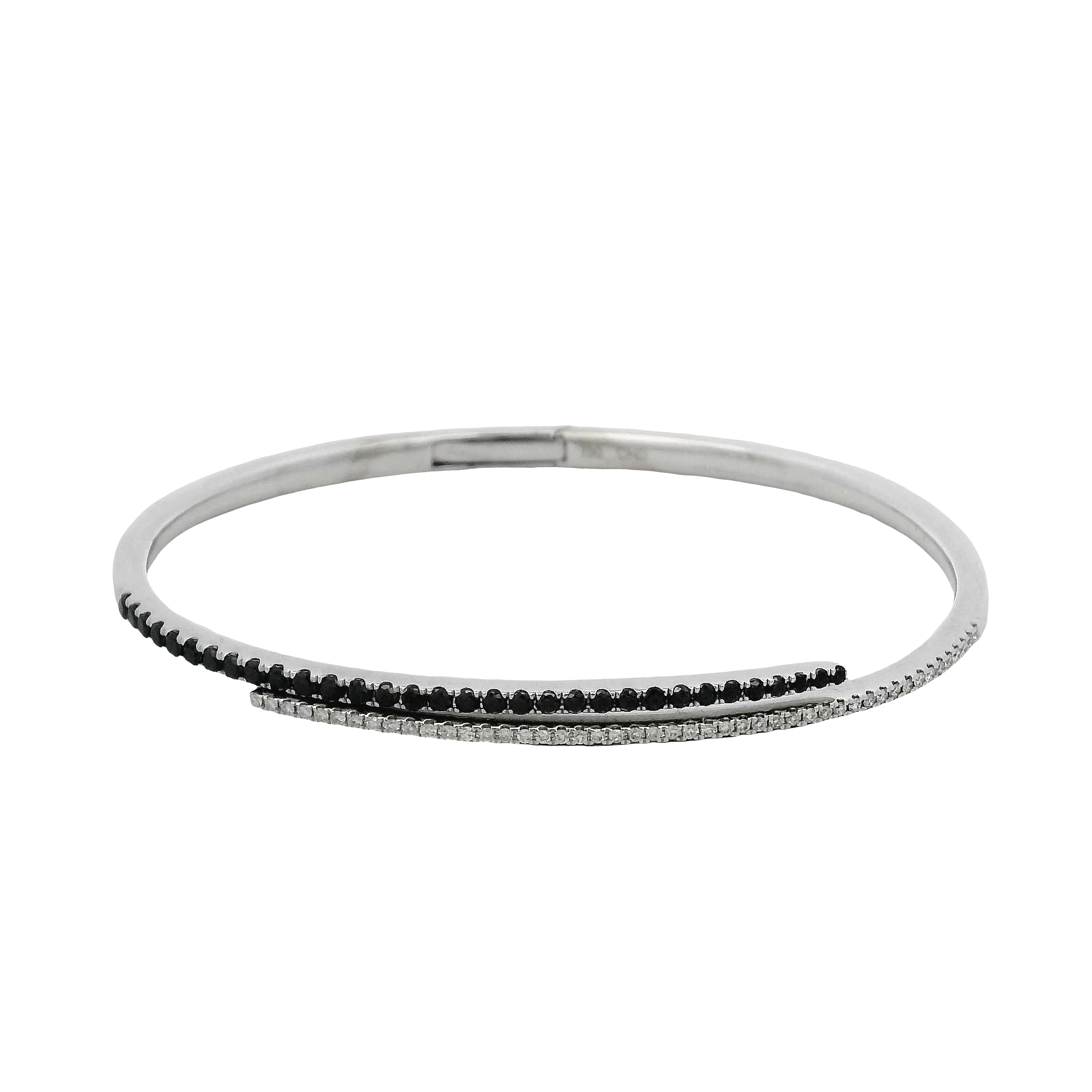18k White Gold Diamond Bangle Bracelet