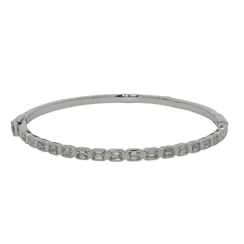 14k White Gold Diamond Bangle Bracelet