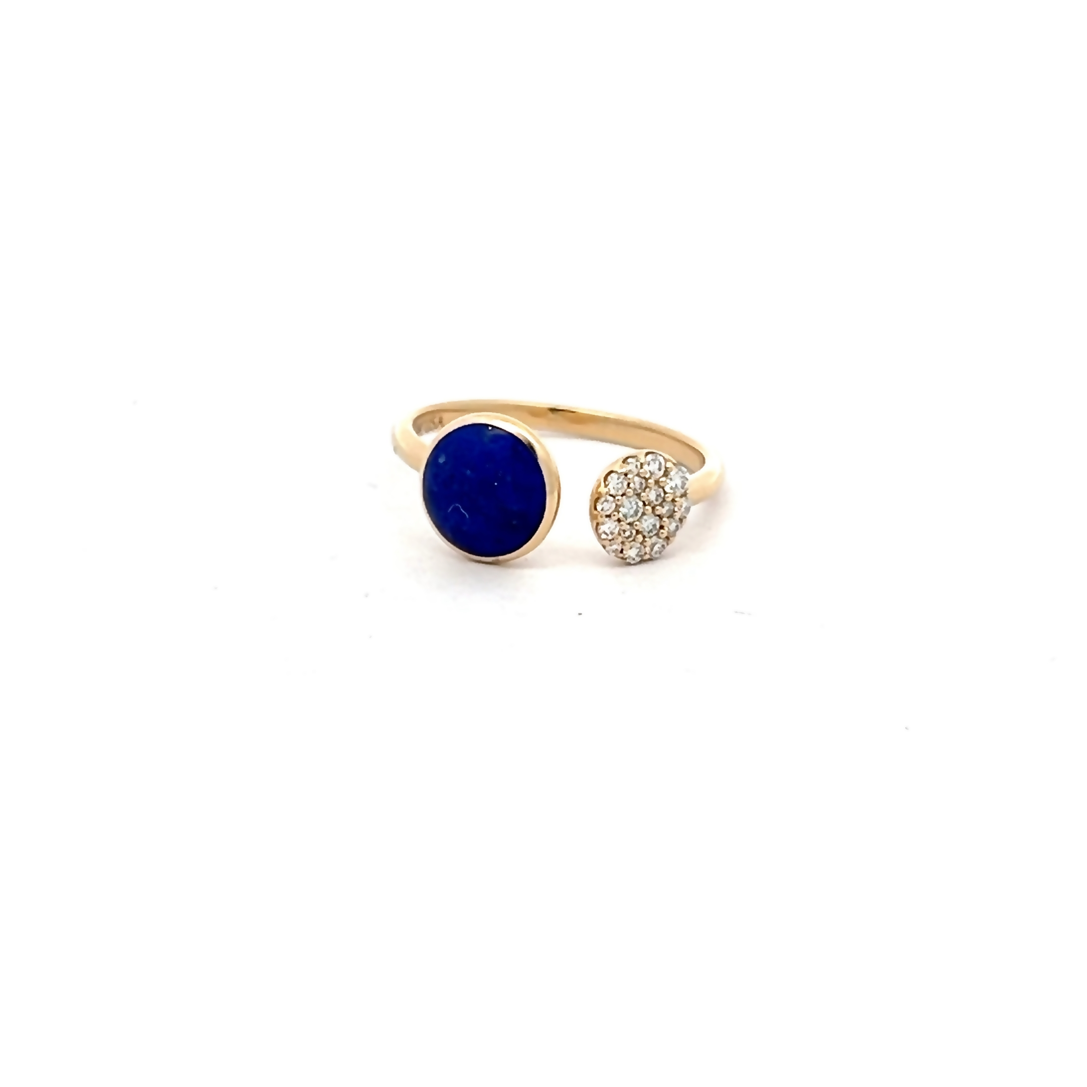 14 Karat yellow gold ring with 17=0.18 total weight round brilliant G VS Diamonds and Lapis Lazuli inlay. Size 8.