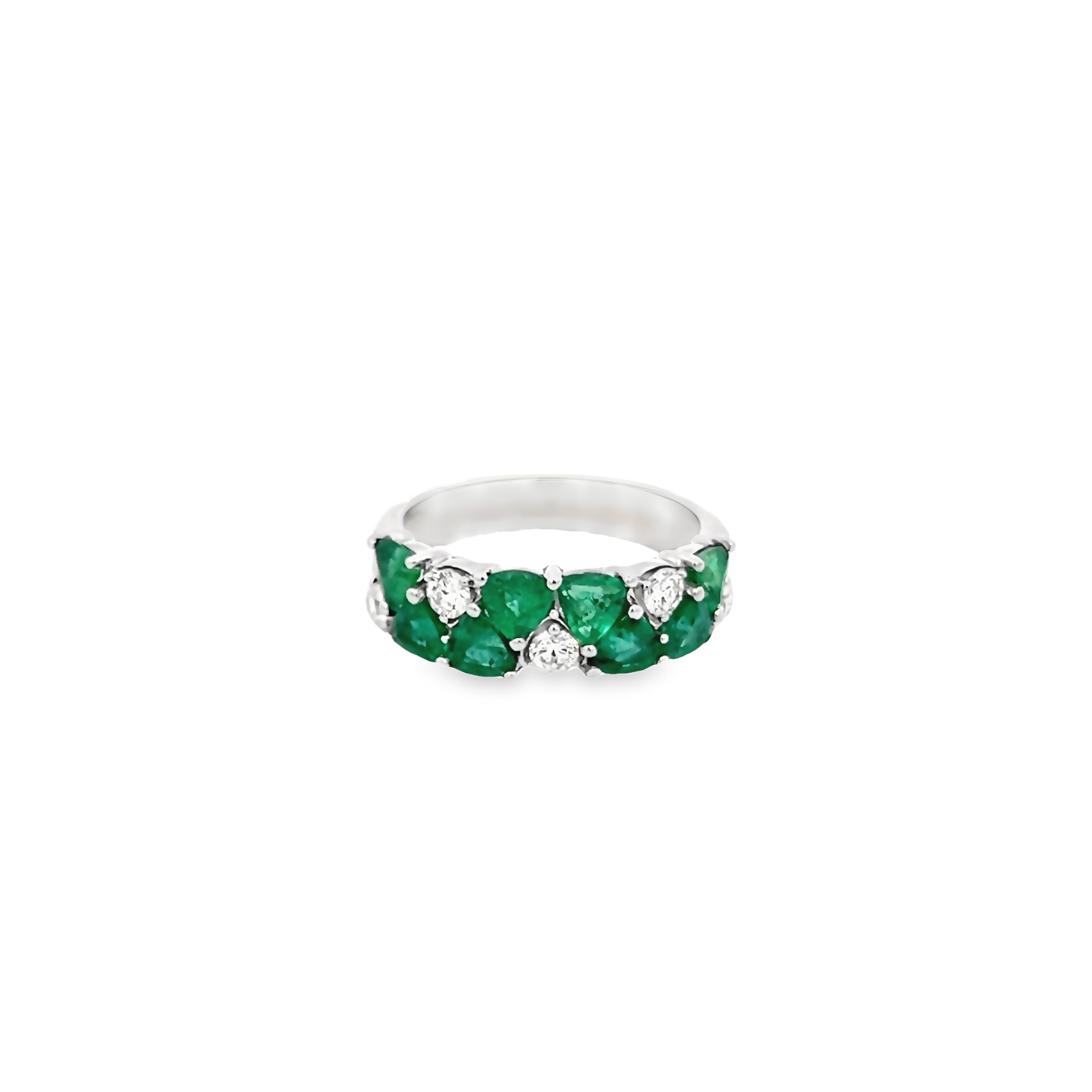 18k White Gold Emerald Fashion Ring