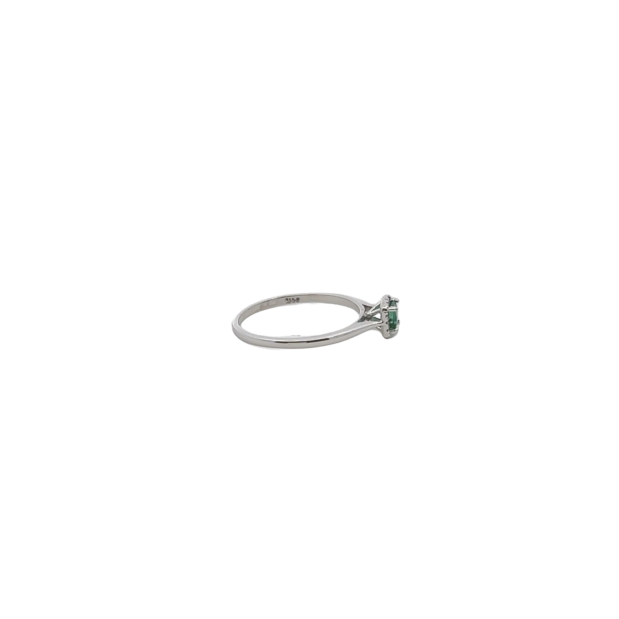 14k White Gold Emerald And Diamond Ring