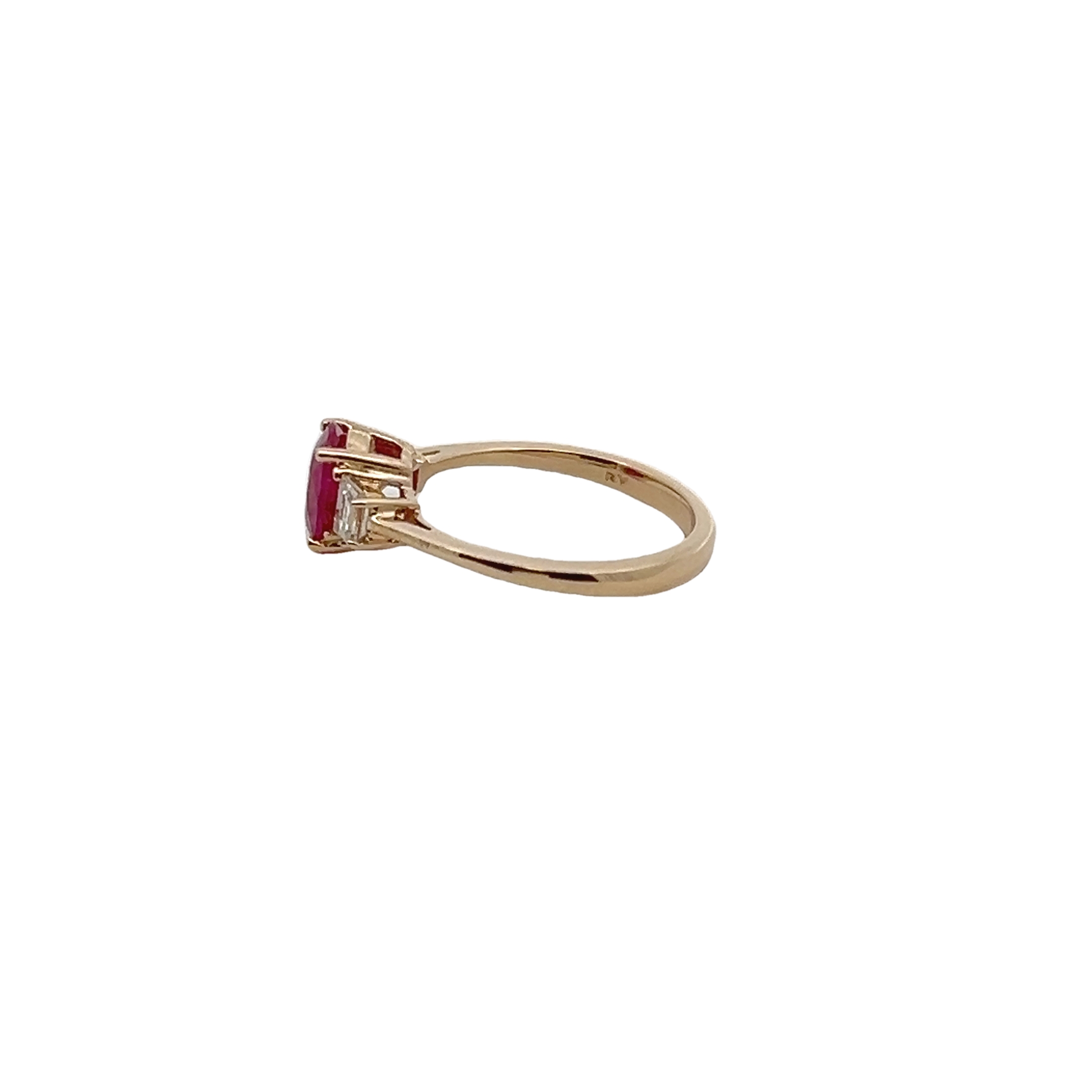 14k Yellow Gold Diamond And Sapphire Ring