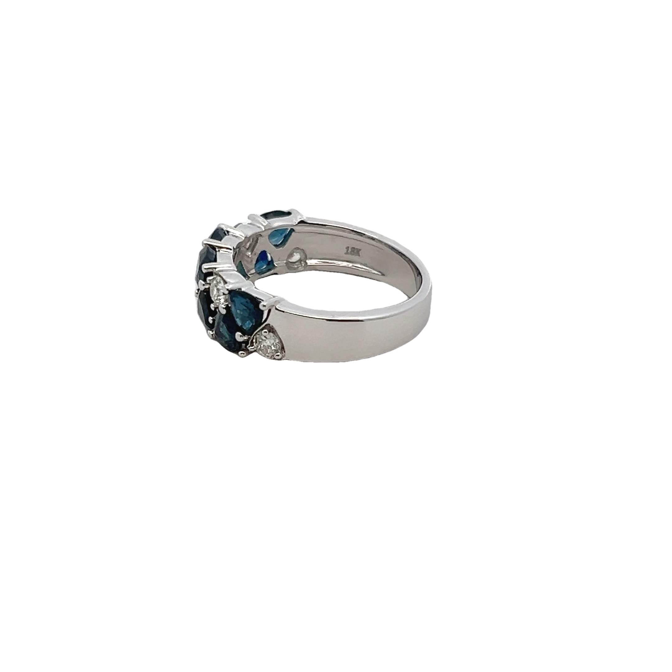 18k White Gold Sapphire And Diamond Ring