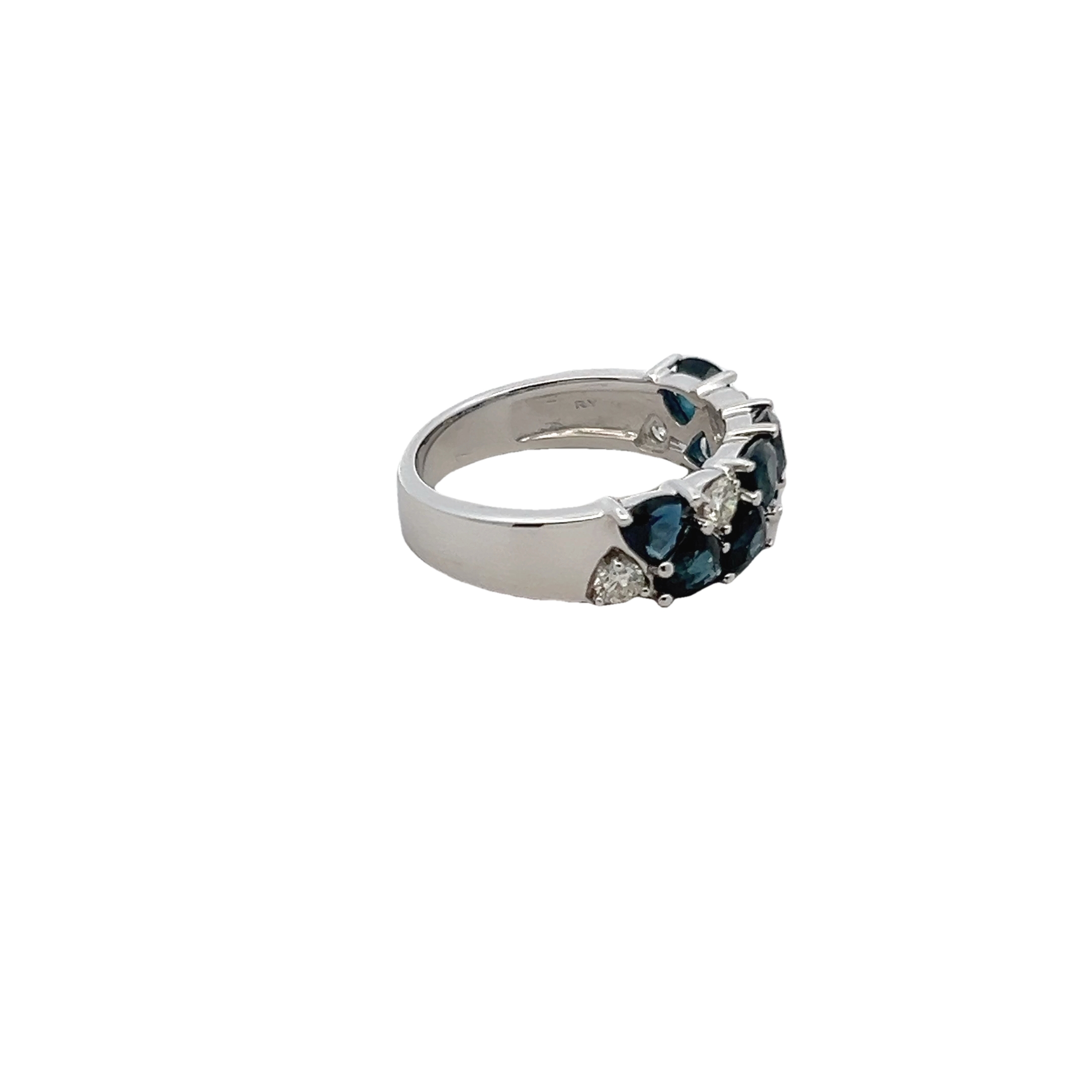 18k White Gold Sapphire And Diamond Ring