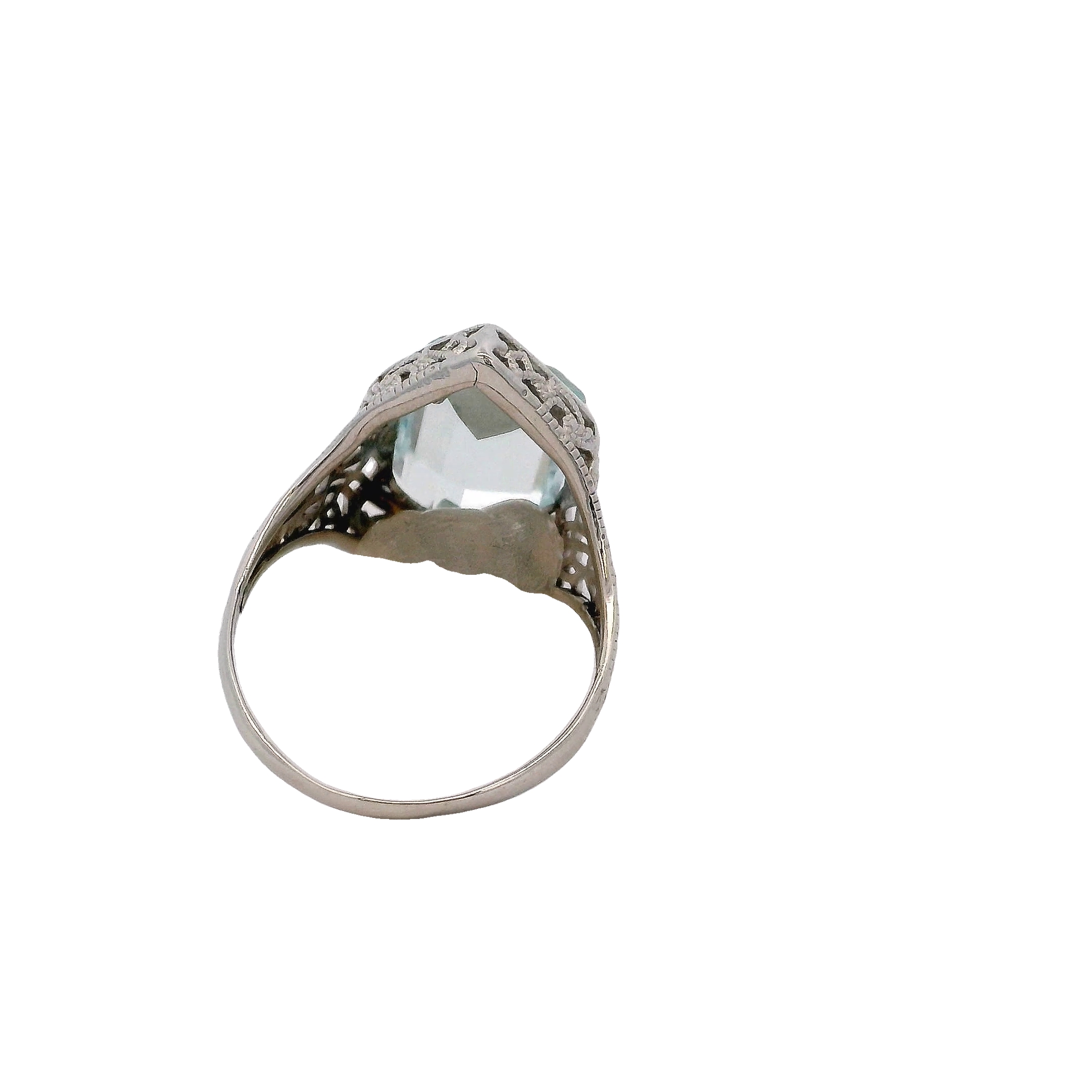 14k White Gold Aqua Ring