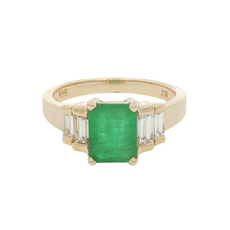 14k Yellow Gold Emerald Fashion Ring