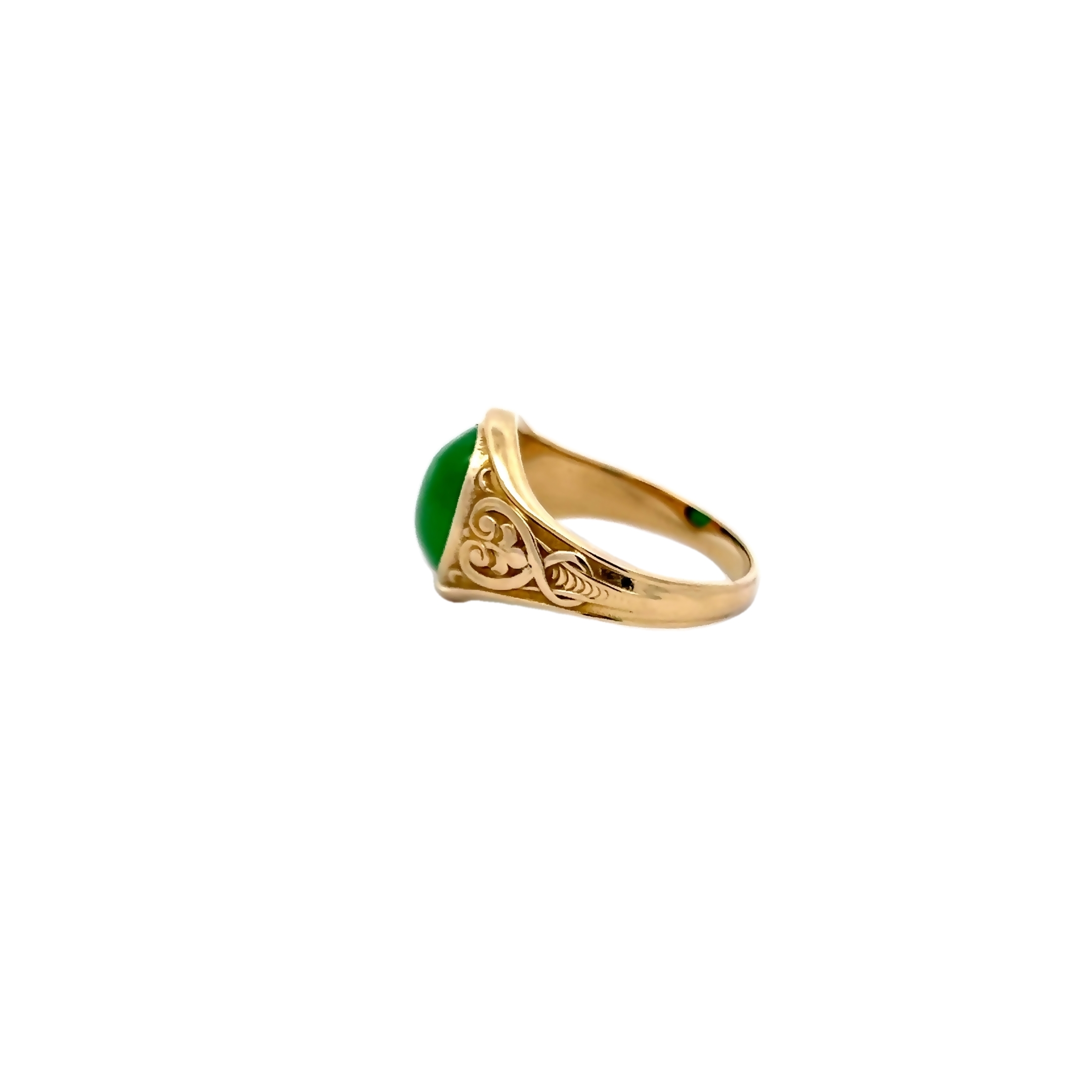 14k Yellow Gold Jadeite Cabochon Ring