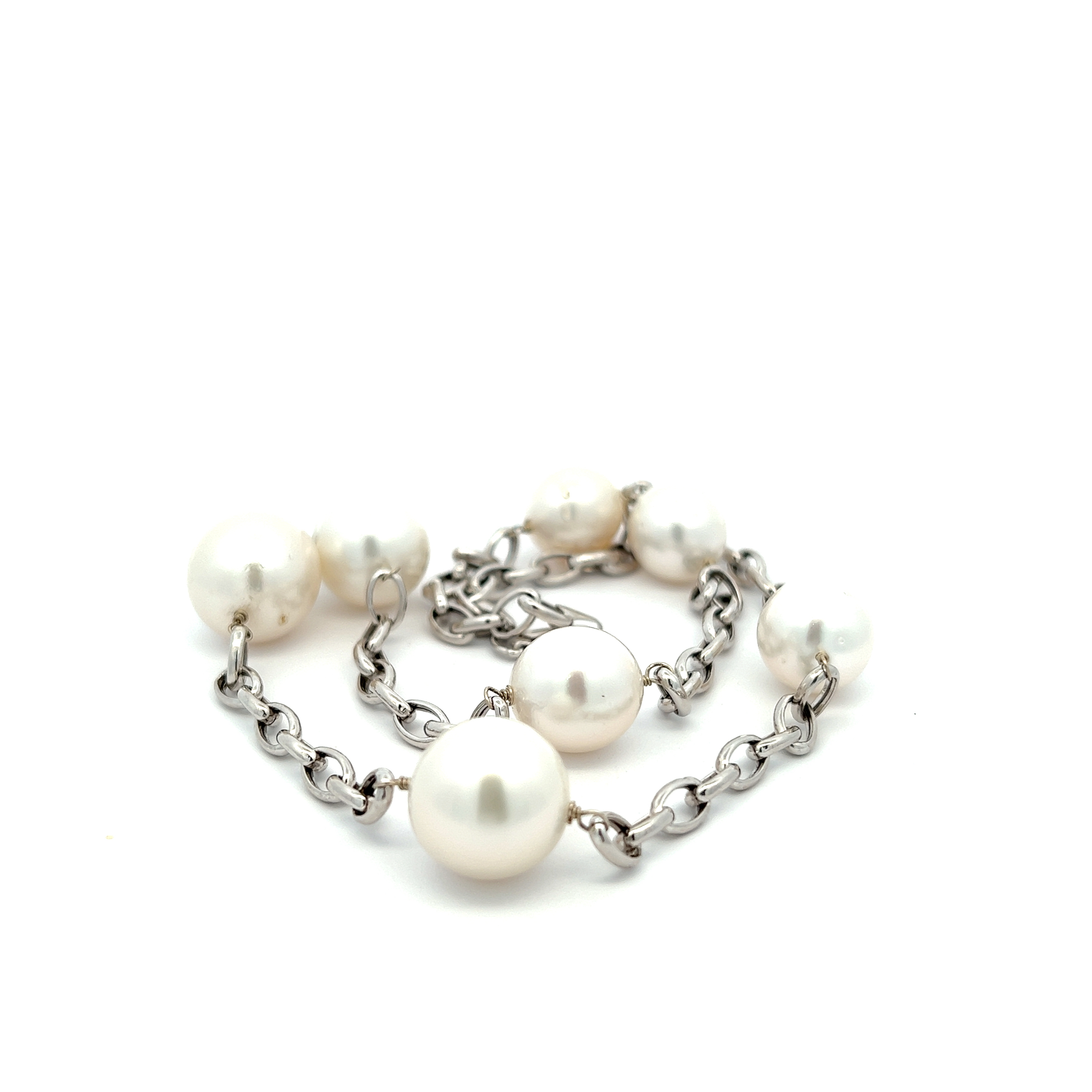 14k White Gold Pearl Necklace