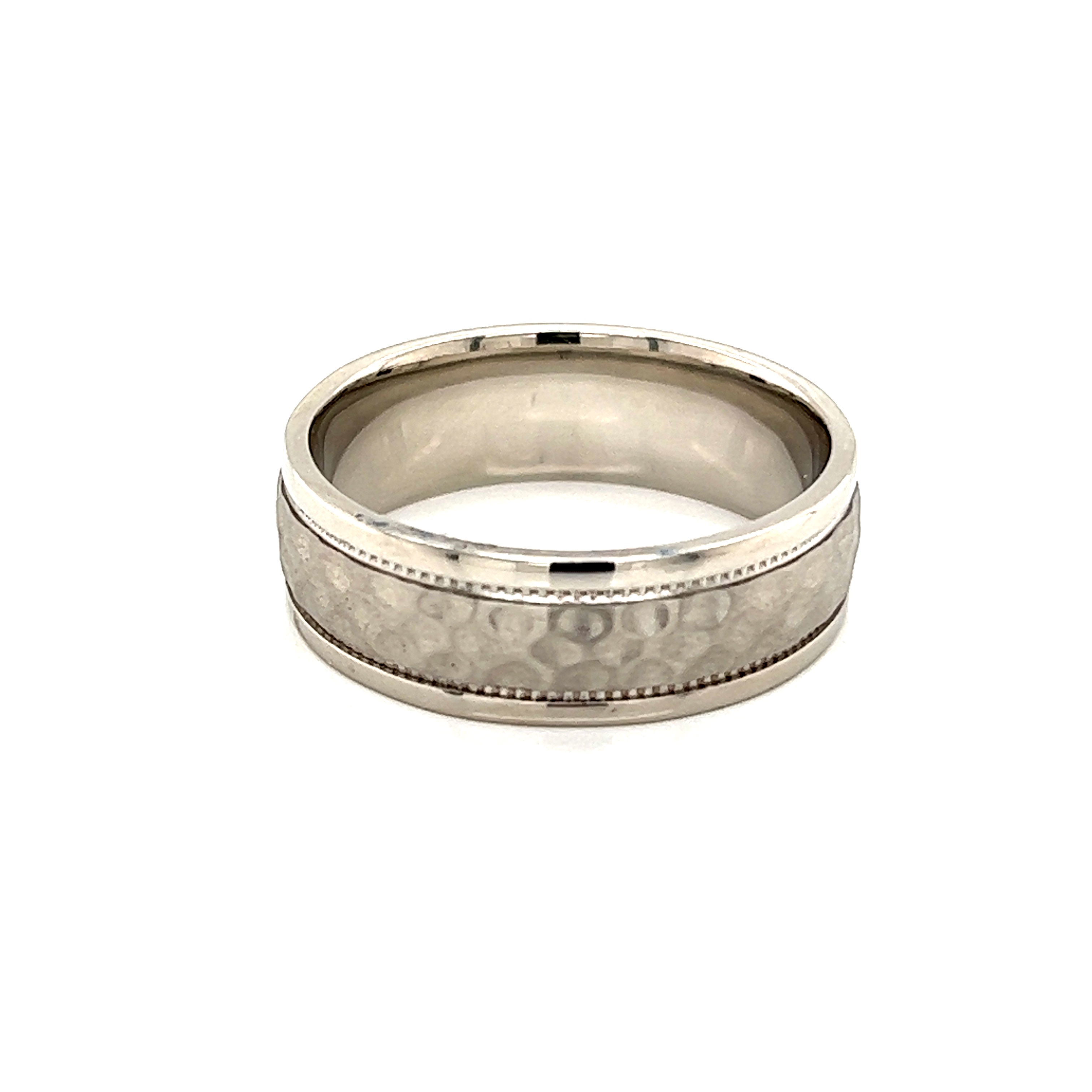 Platinum Ring Size 10
Mm Width: 7
Dwt: 9.41