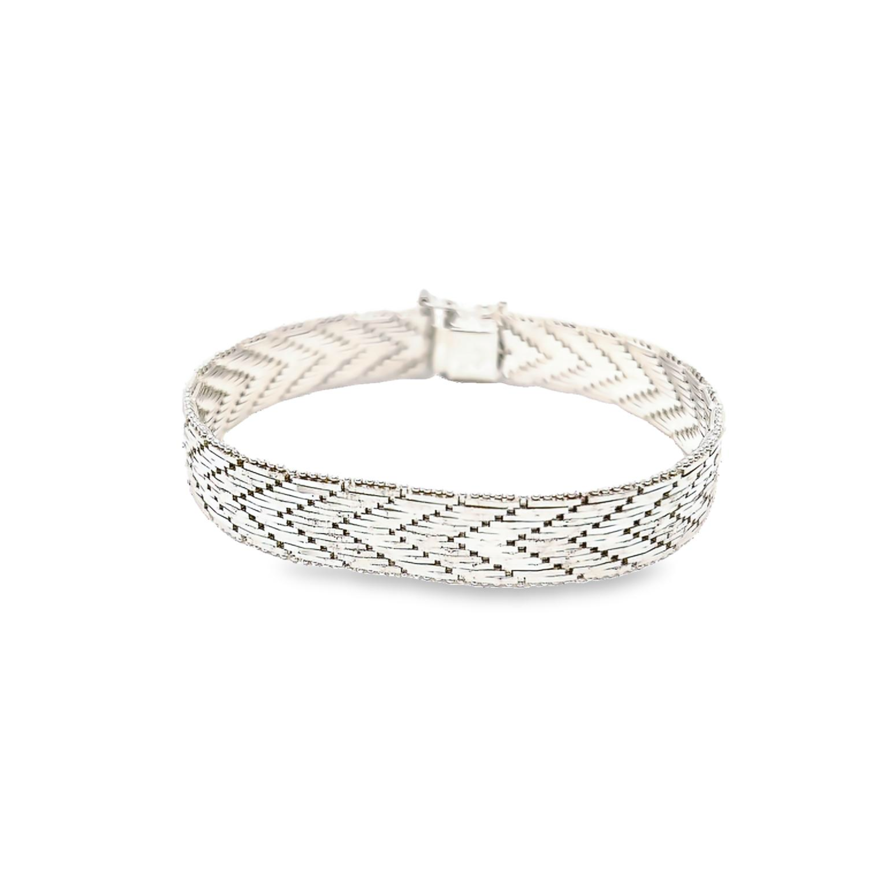 Chevron sterling bracelet Length 7.5"
