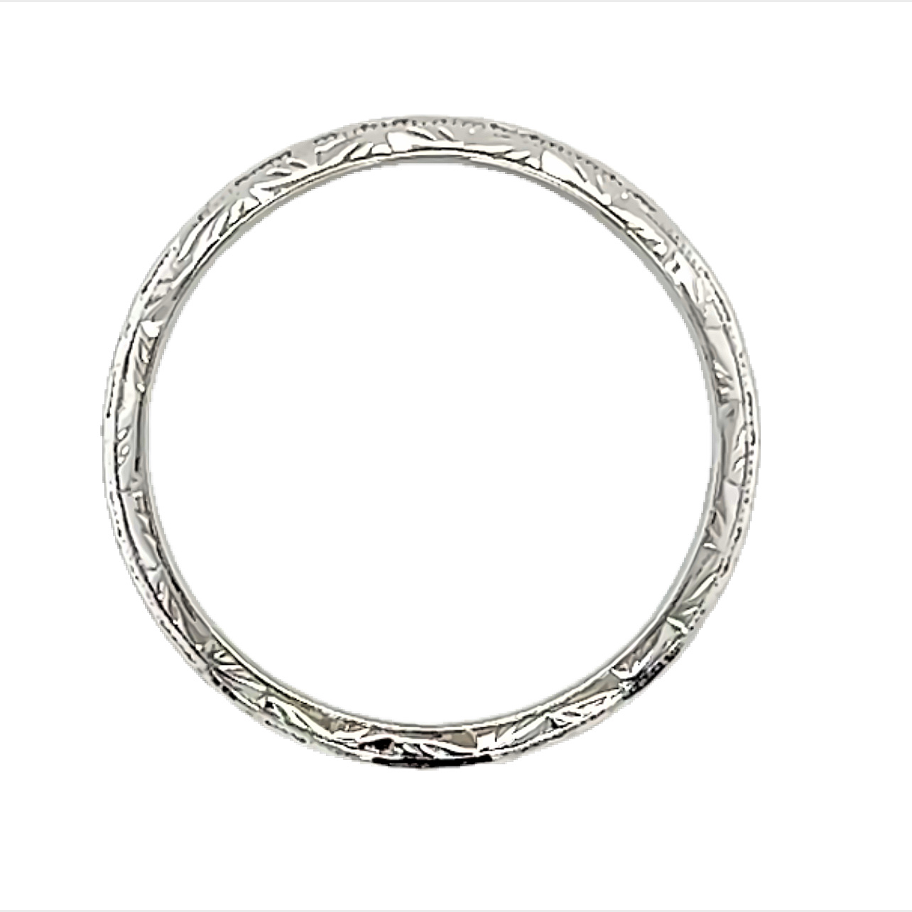 White 18 Karat 2.5mm Milgrained Wedding Band Size 7.5