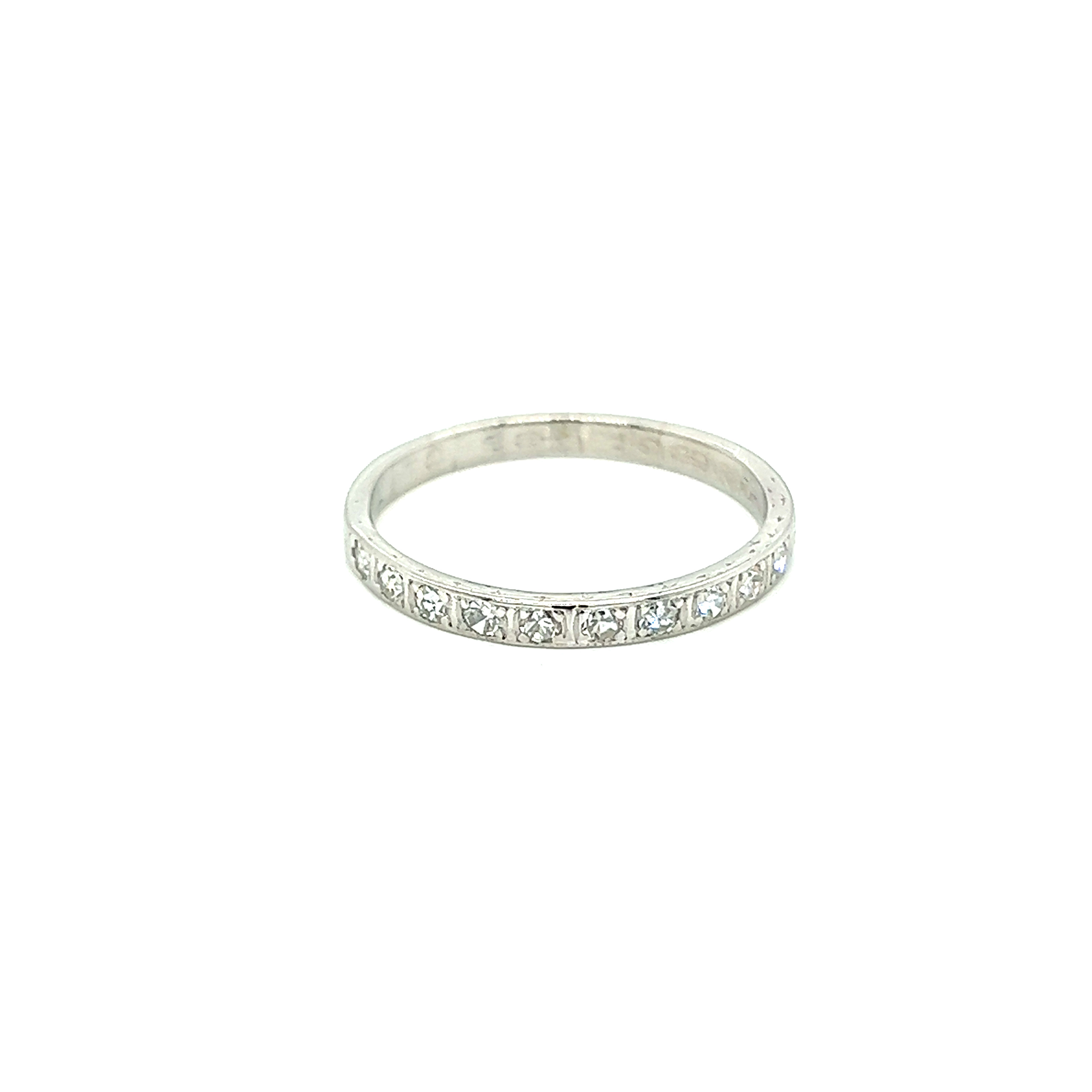 Platinum Wedding Band With 10=0.33tw Single Cut G SI Diamonds