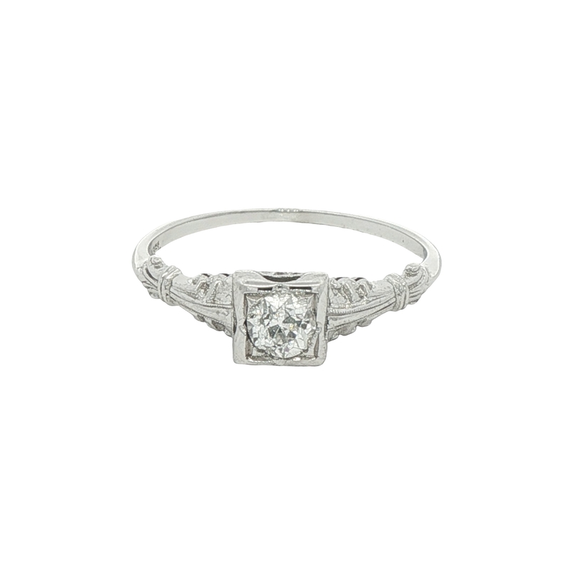 18k White Gold Engagement Ring