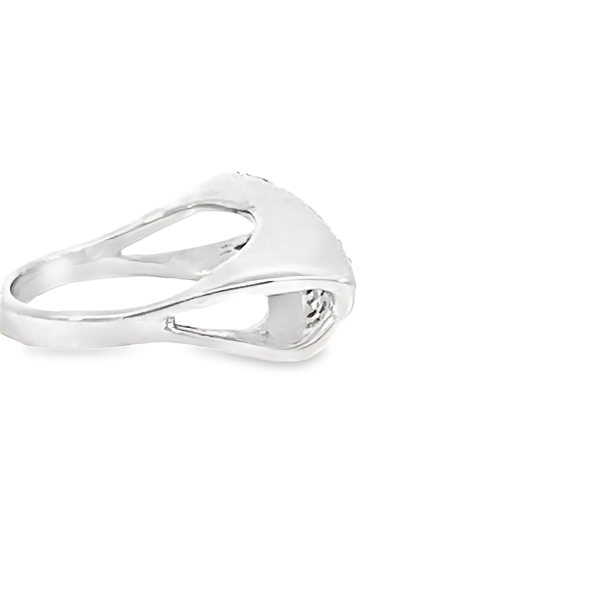14k White Gold Clustered Diamond Ring