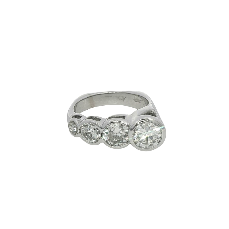 14k White Gold Diamond Estate Ring