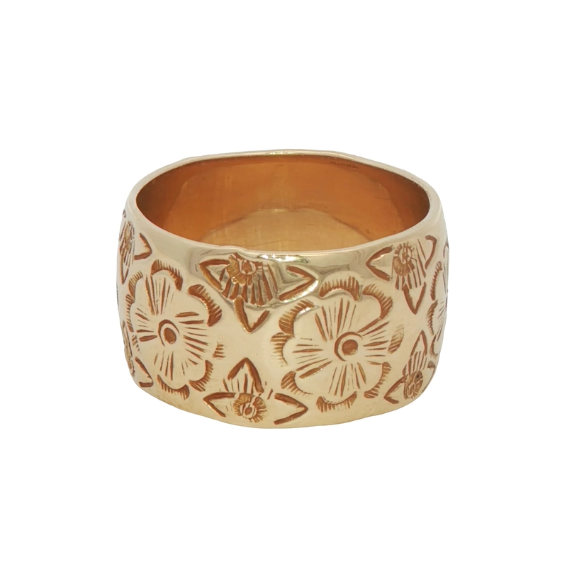 14k Yellow Gold Vintage Engraved Flower Ring