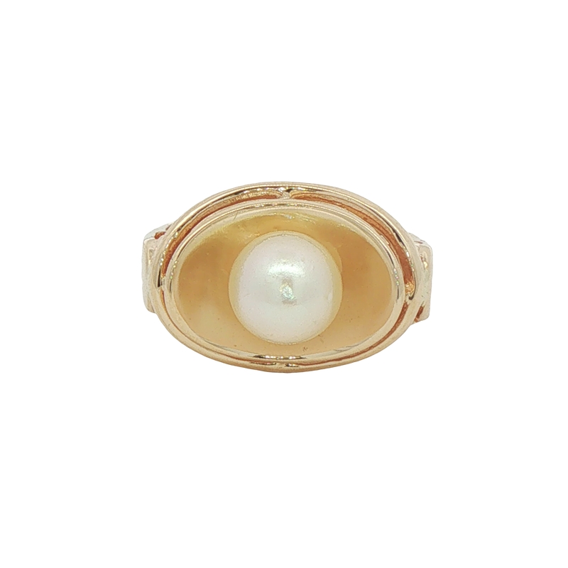 14k Yellow Gold Pearl Ring
