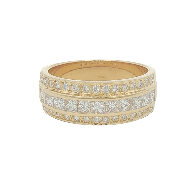 18k Yellow Gold Diamond Wedding Band