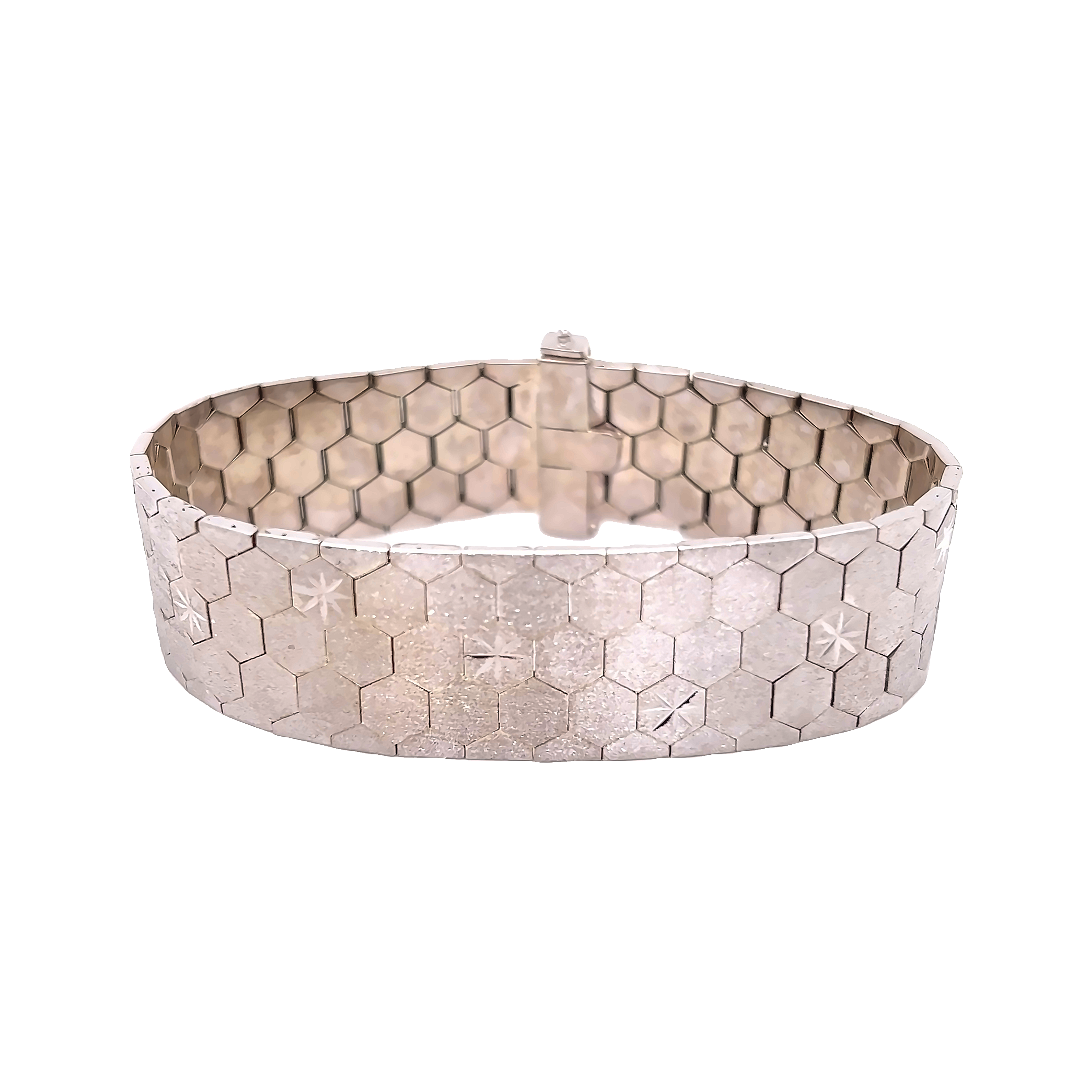 White 14 Karat Bracelet Length 7  29.53