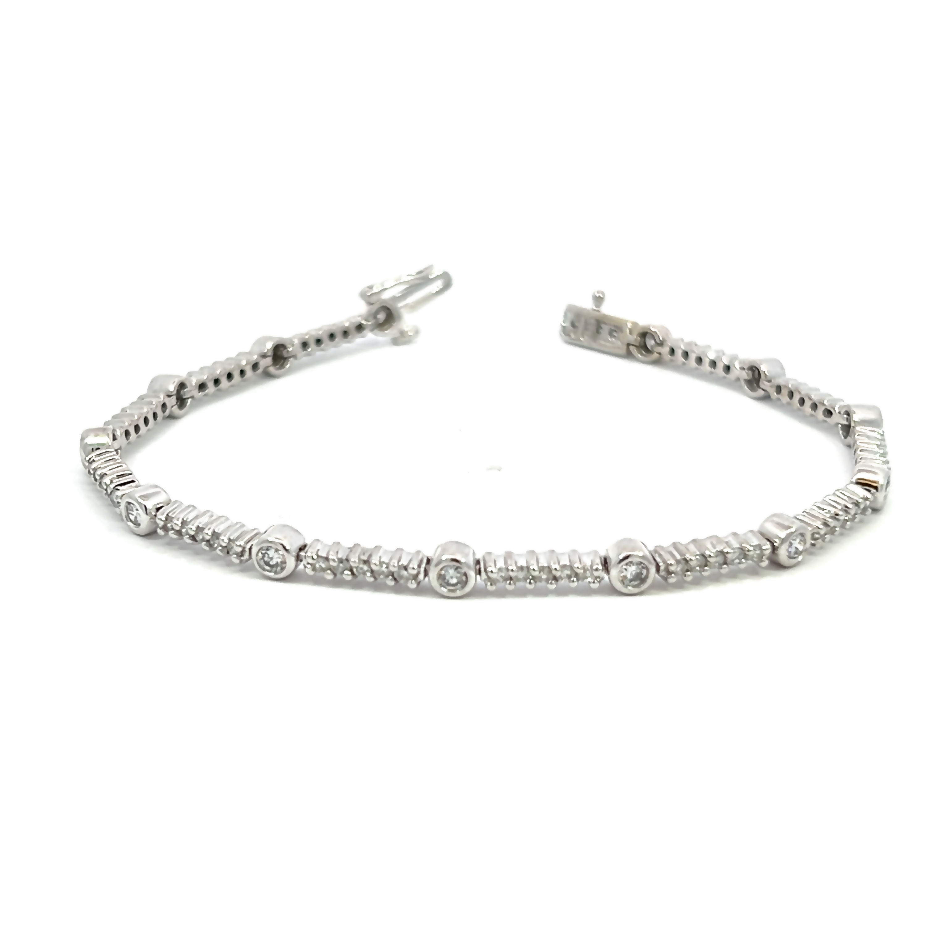 14k White Gold Diamond Line Bracelet