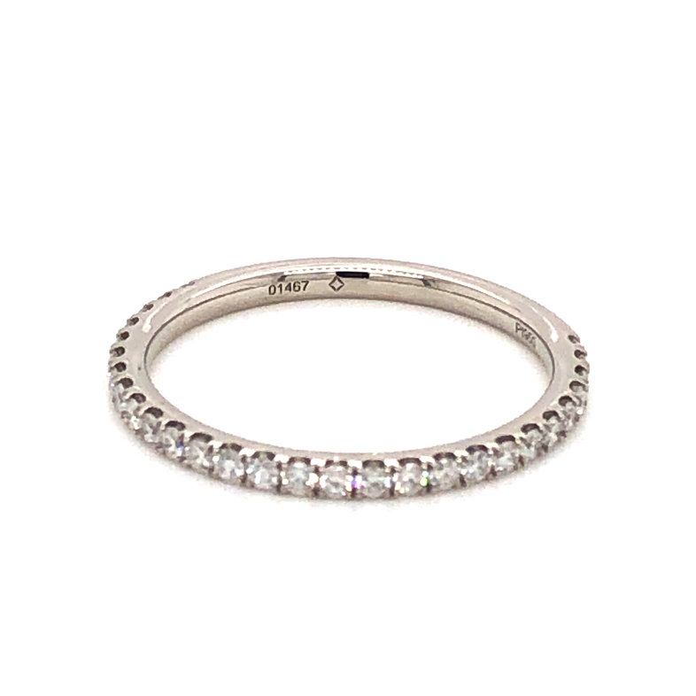 Platinum Band With 28=0.28TW Round Brilliant G VS Diamonds