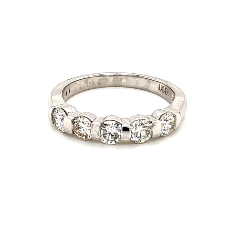 Platinum Band With 5=0.99TW Round Brilliant G VS Diamonds