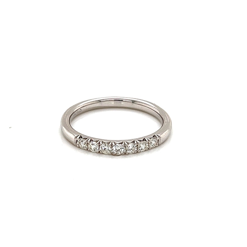 14 Karat White Gold Band With 7=0.23TW Round Brilliant G VS Diamonds