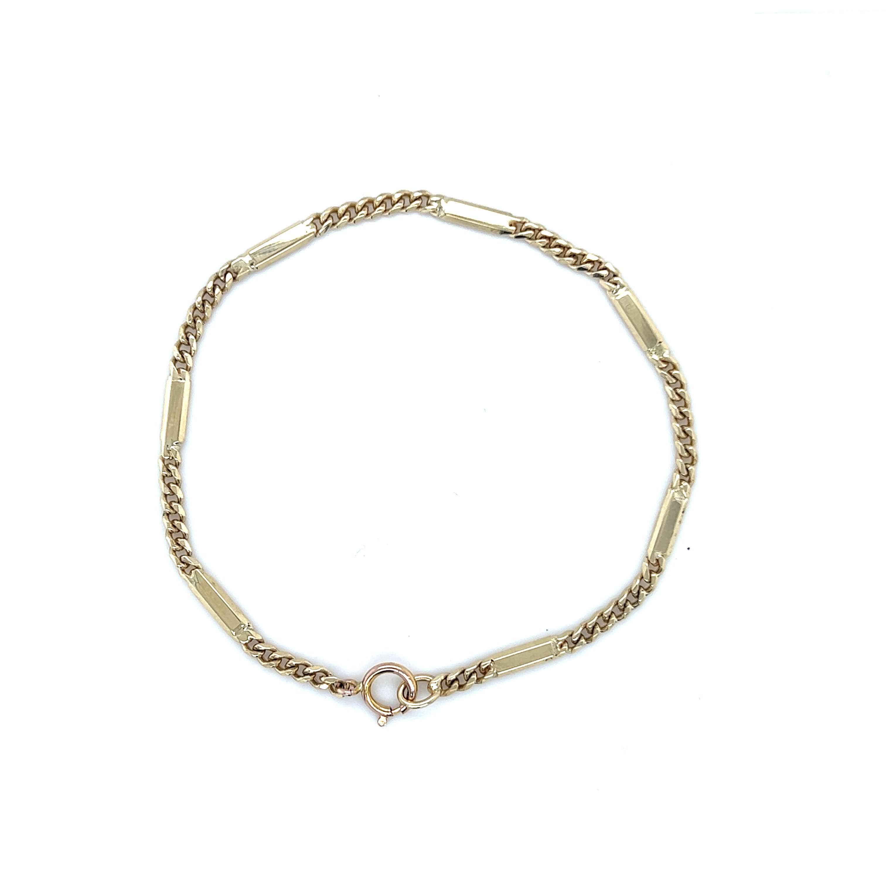 Yellow 14 Karat Fancy curb chain bracelet Length 7
