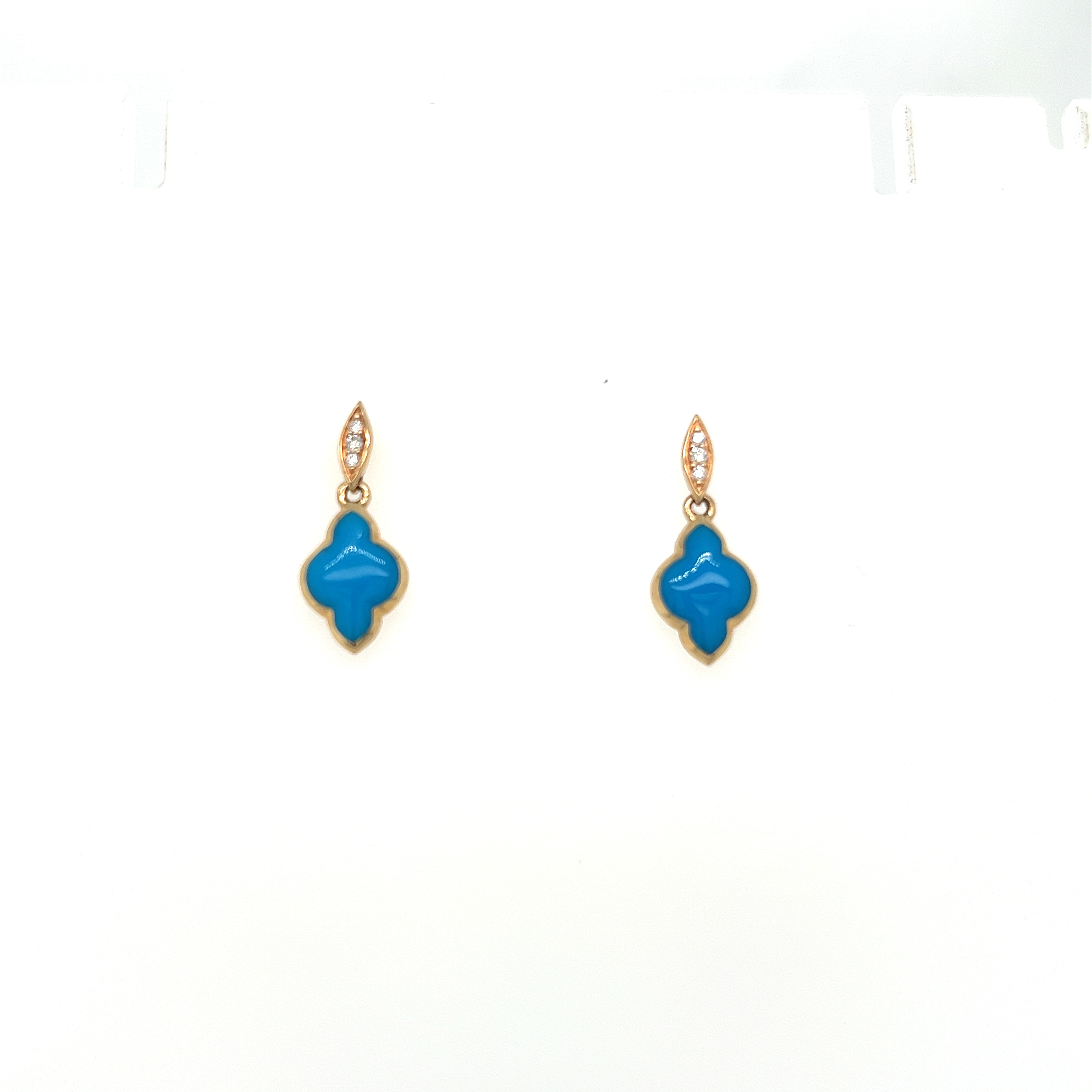14 Karat yellow gold Earrings with Turquoise inlay and   6=0.04tw Round Brilliant G VS Diamonds