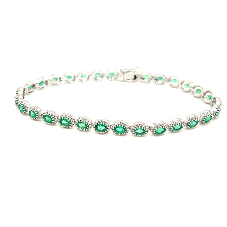 White 14 Karat  Bracelet With 30=5.00Tw Oval Emeralds And 420= Round Brilliant H SI Diamonds
