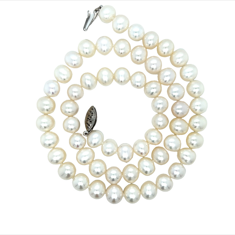 Lady s Yellow 14 Karat Strand Length 18 With 59=7.00-7.50Mm Fresh Water Pearls