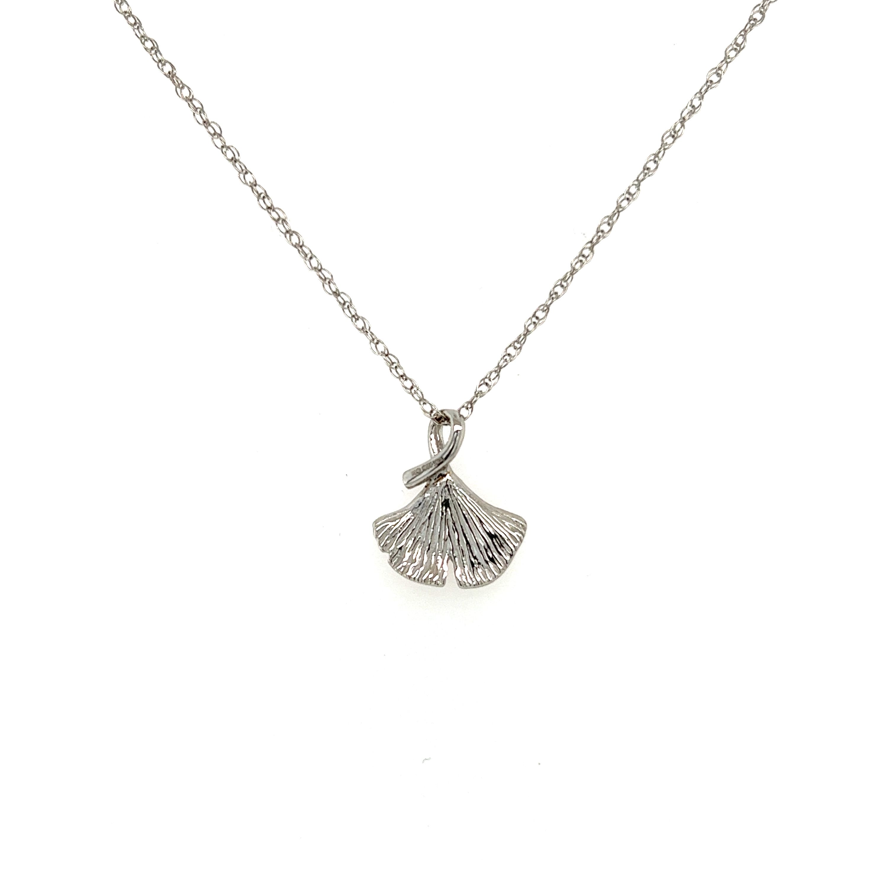 14 k white gold ginko leaf pendant with COLONIAL CHAIN (100)