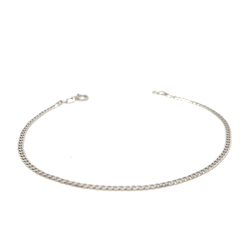 14 Karat white gold open curb bracelet. Length 7.25
