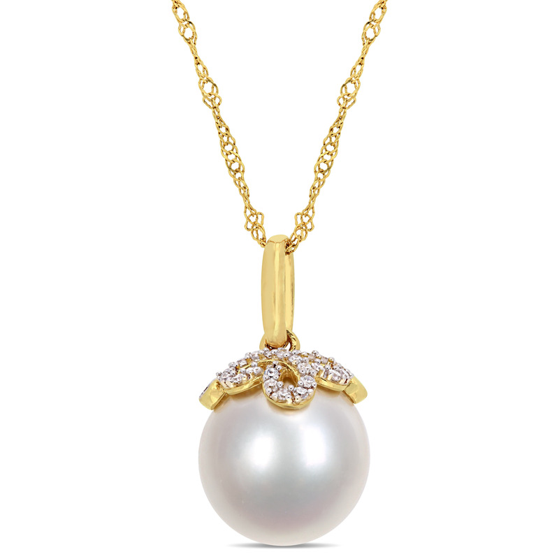 10-10.5 MM South Sea Pearl and Diamond Accent Pendant with Chain in 14k Yellow Gold