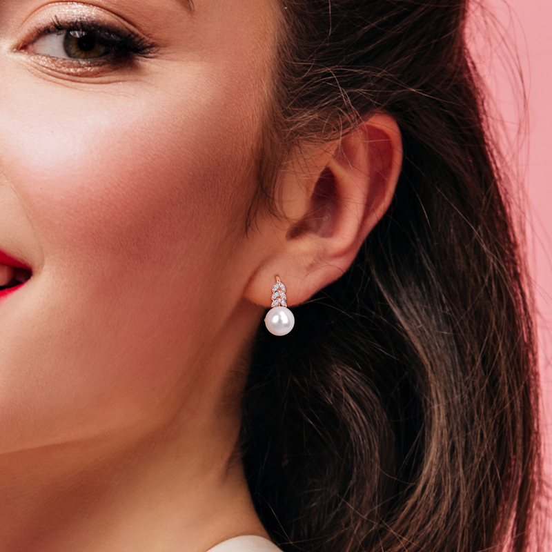 9-9.5 MM Cultured White Freshwater Pearl and 1/10 CT TW Diamond Leverback Earrings in 10k Rose Gold