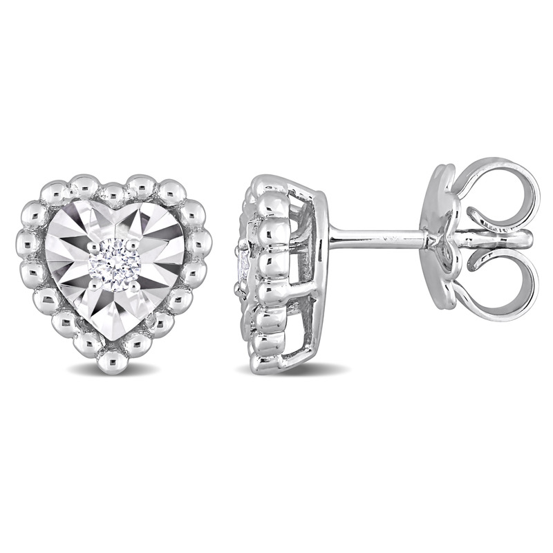 1/10 CT TW Diamond Heart Halo Stud Earrings in 14k White Gold
