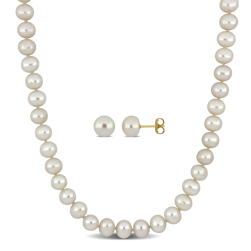 7.5-8 MM Cultured Freshwater Pearl Necklace and Stud Earrings in 10K Yellow Gold 7.5-8 MM Cultured Freshwater Pearl Necklace and Stud Earrings in 10K Yellow Gold