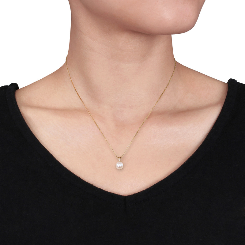 7-7.5 MM Cultured Freshwater Pearl and Diamond Accent Pendant with Chain in 14k Yellow Gold