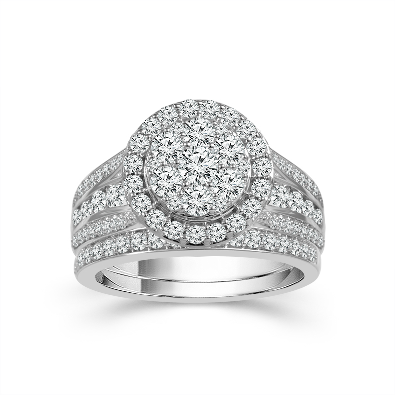 Stunning Diamond Halo Engagement Ring
