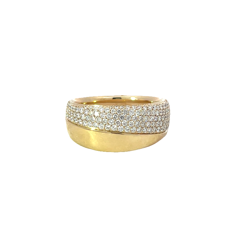 Elegant Yellow Gold Diamond Band