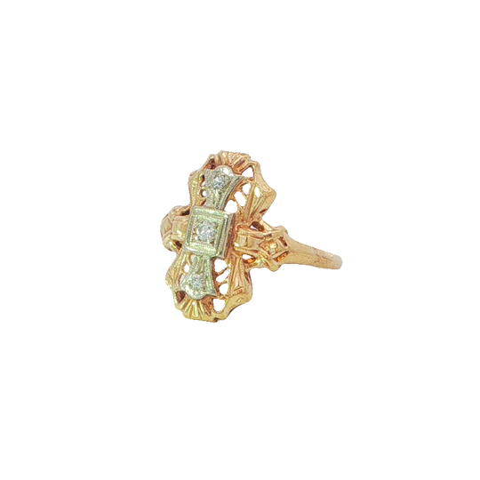 Elegant Yellow Gold Multistone Ring With Round Brilliant Diamonds