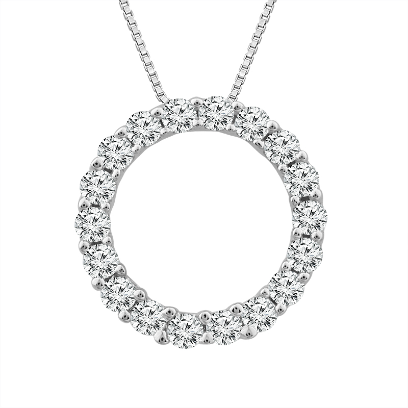 Elegant Round Diamond Pendant Necklace