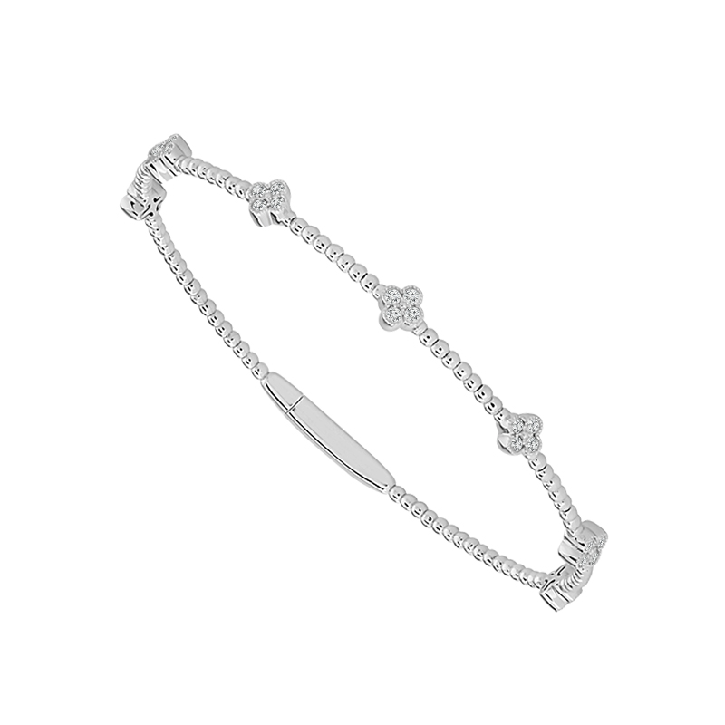 Elegant White Gold Bracelet With Sparkling Diamonds