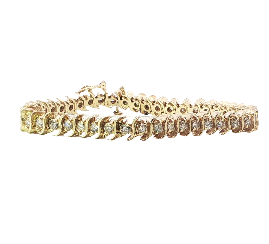 Stunning Diamond Tennis Bracelet