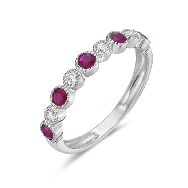 Elegant Ruby And Diamond Ring
