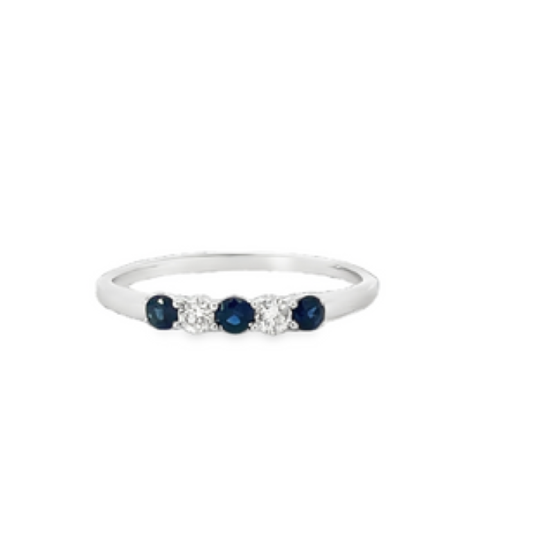 Elegant Diamond And Sapphire Band