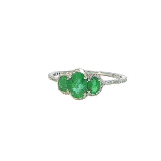 Elegant White Gold Emerald Halo Ring